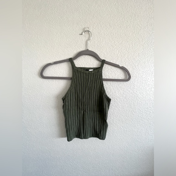 H&M ribbed tank top - Picture 2 of 5